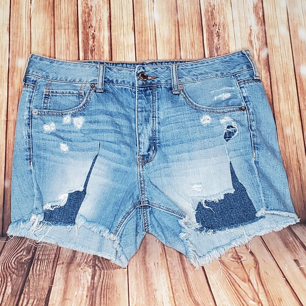 American Eagle Tomgirl Distressed Jean Shorts